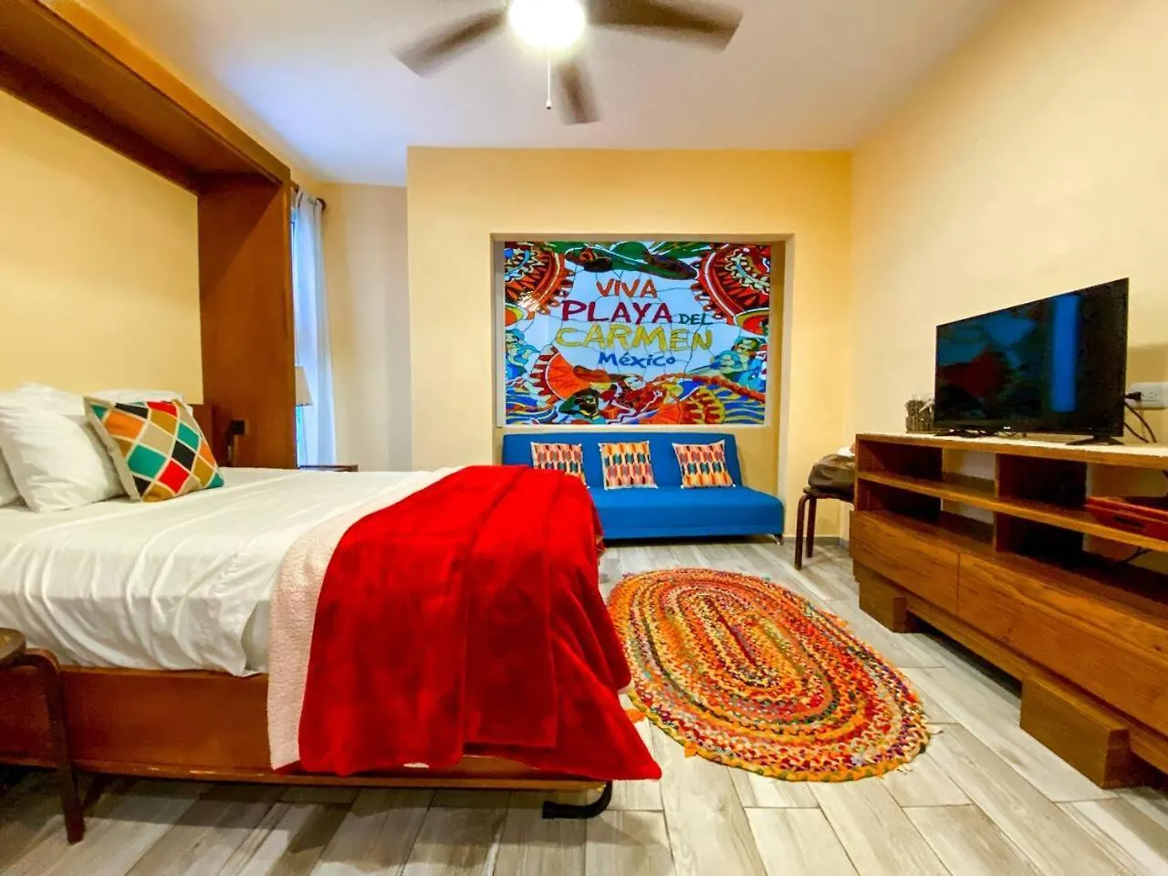 Colorful Hacienda Style 2Br With Pool Steps To Beach Playa del Carmen 0*,  Meksika