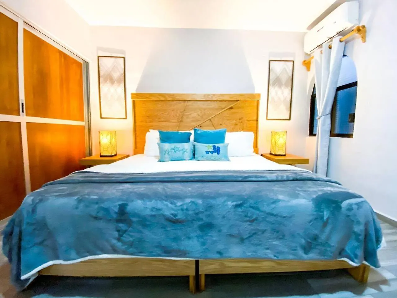 Colorful Hacienda Style 2Br With Pool Steps To Beach Playa del Carmen 0*,  Mexico